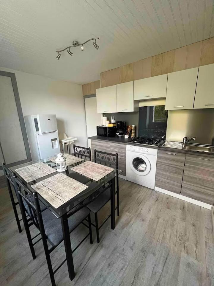 Holiday home Agreable Dependance Pour Un Sejour Paisible A La Campagne Cerizay